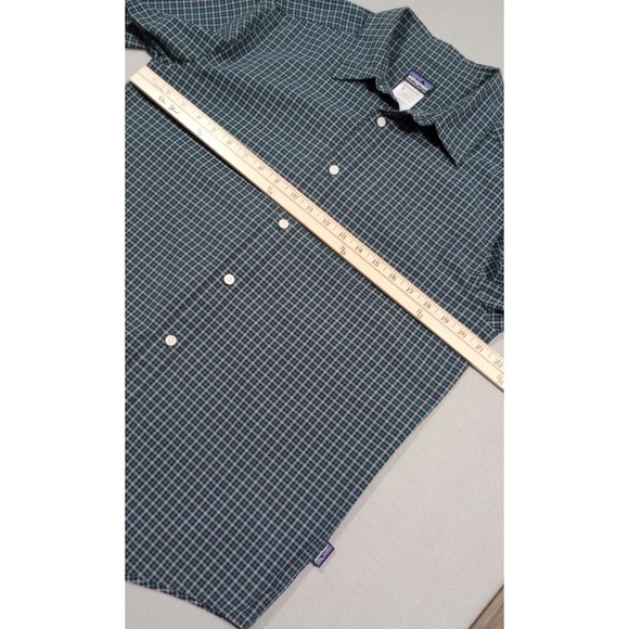 Patagonia Plaid Shirt Men's Medium Green Blue Organic Cotton Blend Button Up - Picture 6 of 7